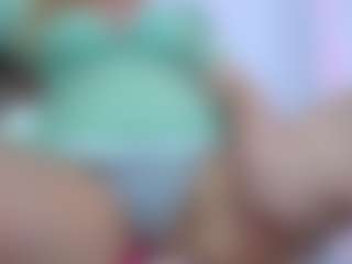 Live cam show with April - Cosplay Curvy on liverealitysex.com