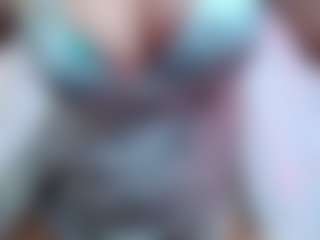 Live cam show with April - Cosplay Curvy on madthumbs