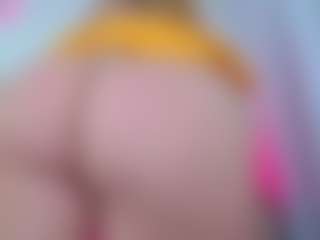 Live cam show with April - Cosplay on Camsoda