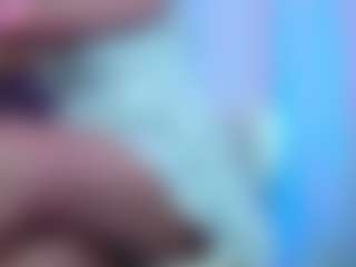 Live cam show with April - Thick on fapnchat