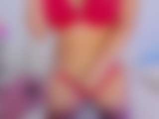 karol-2720 MILF webcam performer live streaming