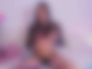 karol-2720 MILF webcam performer live streaming