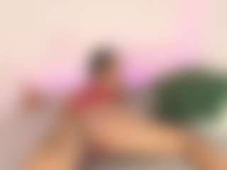 Live cam show with Karina - Bedroom MILF on slutload