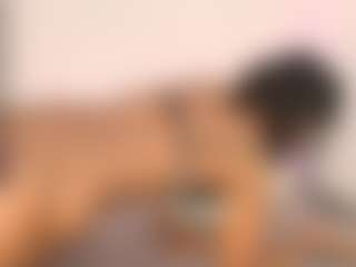 Karina MILF webcam performer live streaming