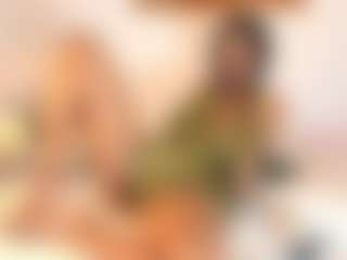 Karina MILF webcam performer live streaming