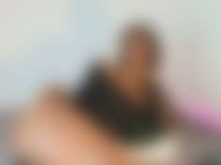 Live cam show with Karina - Bedroom Ebony on Camsoda