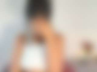 Live-Cam-Show mit Karina - Black Middle Aged auf Camsoda