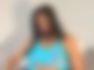 Live cam show with Karina - Black MILF on Pornisteam.com