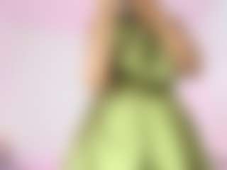 Live cam show with Karina - Bedroom Ebony on CSO-WL