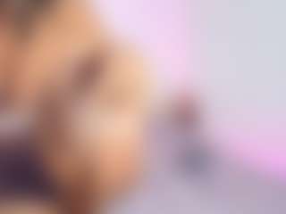 Live cam show with Karina - Ebony on TeamSkeetLive | colombia