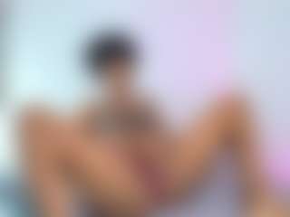 Live cam show with Karina - Curvy Middle Aged on Milf Play