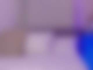 Live cam show with laravillalobos - MILF on Milfs Live