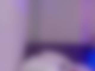 Live cam show with laravillalobos - Bedroom on instabang