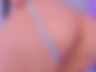 Live cam show with laravillalobos - Athletic Bedroom on liverealitysex.com