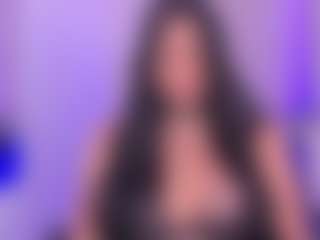 Live cam show with laravillalobos - Bikini on Soda Cam