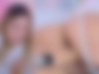 Live cam show with VAIOLET - Latina on CamSextacy
