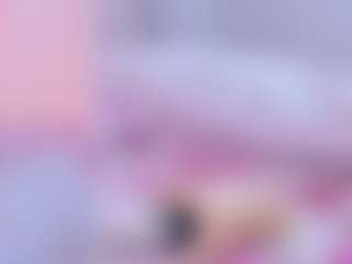 Live cam show with VAIOLET - Fingers on Camming Site