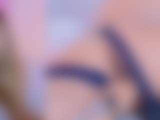 Live cam show with VAIOLET - Lovense Petite on CamwithHer