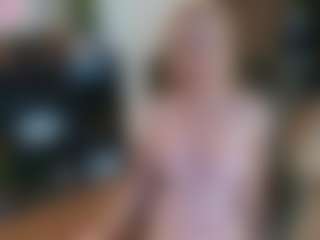mirelasilver's Live Sex Cam Show