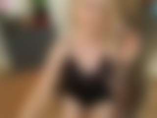 mirelasilver's Live Sex Cam Show