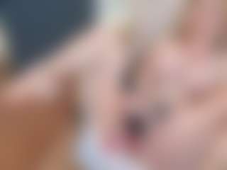 mirelasilver's Live Sex Cam Show