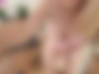 mirelasilver's Live Sex Cam Show