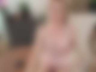 mirelasilver MILF webcam performer live streaming