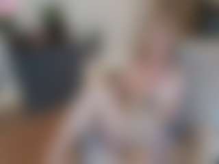 mirelasilver's Live Sex Cam Show