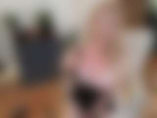 mirelasilver's Live Sex Cam Show