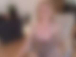 mirelasilver's Live Sex Cam Show