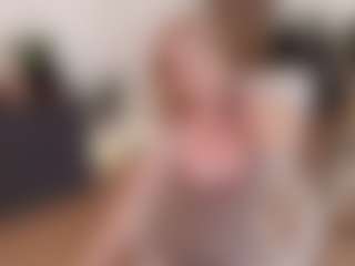 Live cam show with mirelasilver - Normal on madthumbs