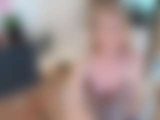 Live cam show with mirelasilver - Tease on Chatstar