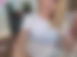mirelasilver's Live Sex Cam Show