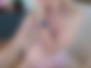 mirelasilver's Live Sex Cam Show