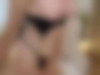 mirelasilver's Live Sex Cam Show