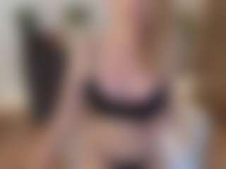 mirelasilver's Live Sex Cam Show