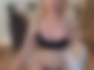mirelasilver's Live Sex Cam Show