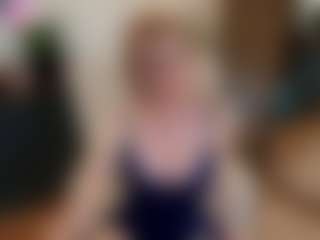 mirelasilver's Live Sex Cam Show