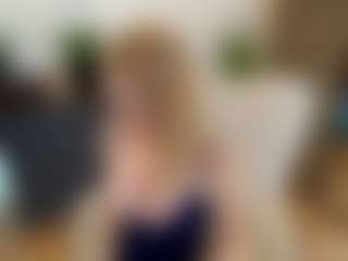 mirelasilver's Live Sex Cam Show
