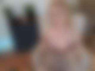 mirelasilver's Live Sex Cam Show
