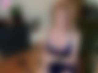 mirelasilver's Live Sex Cam Show