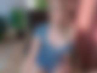 Live cam show with mirelasilver - Lush Blonde Hair on Chatstar