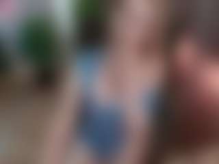 mirelasilver's Live Sex Cam Show