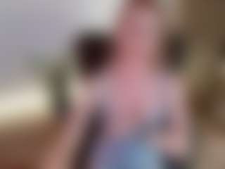 mirelasilver's Live Sex Cam Show