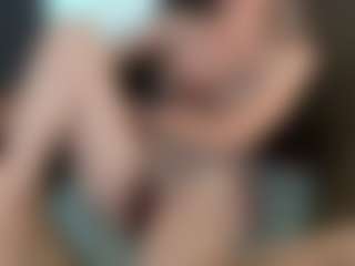 Live cam show with mirelasilver - Granny Blonde Hair on Dare Cams