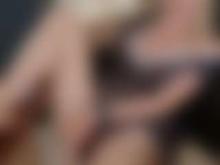 mirelasilver's Live Sex Cam Show