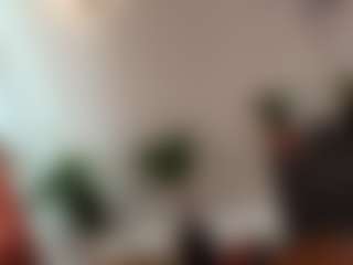 mirelasilver's Live Sex Cam Show