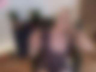 mirelasilver's Live Sex Cam Show