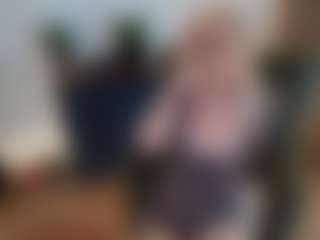 mirelasilver's Live Sex Cam Show