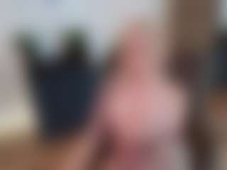 mirelasilver's Live Sex Cam Show